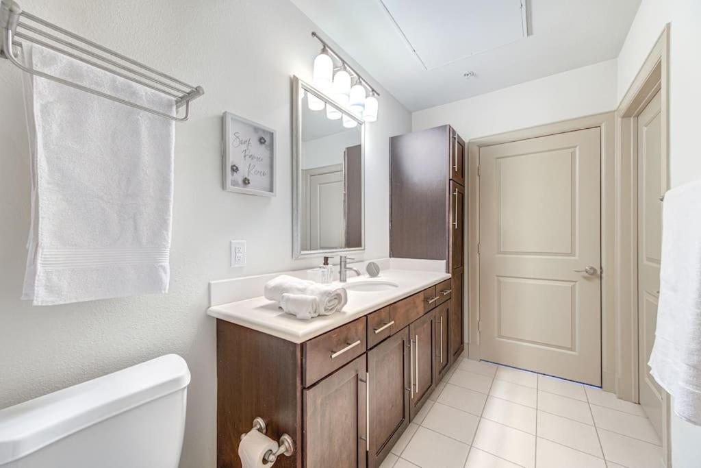 休斯敦Chic 1Br Near Nrg With Pool Wifi Freeparking公寓 外观 照片
